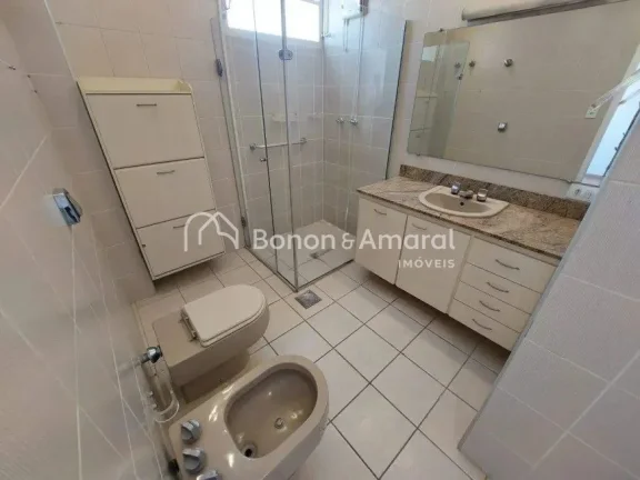 Imagem Amplo apartamento à venda no Ed. Dona Amélia, no Cambuí, Campinas. Com 190 m², o imóvel dispõe...