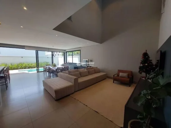 Imagem Sobrado com 3 dormitórios à venda, 246 m² por R$ 2.250.000,00 - Santa Rosa - Piracicaba/SP