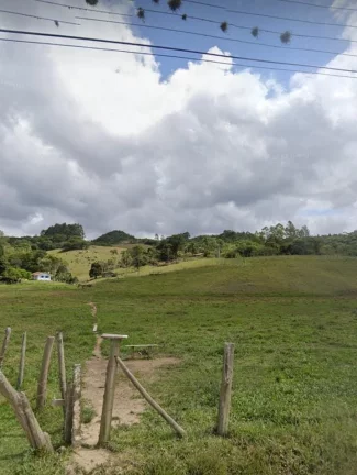 Imagem Sítio em Imaruí-SC: 71.313m² com Casa, Nascentes e Potencial Turístico! Financiável!