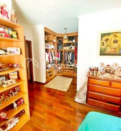Imagem Linda casa térrea a venda, localizada em uma bela avenida arborizada da Cidade Universitária, pró...