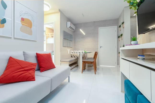 Imagem Porto Ravena - Apartamento com varanda, 2Q e duas vagas de garagem à venda em Goiânia