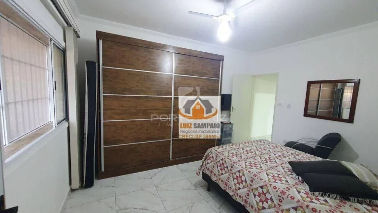 Imagem Casa, 2 Dormitórios, 300m da Praia Satélite