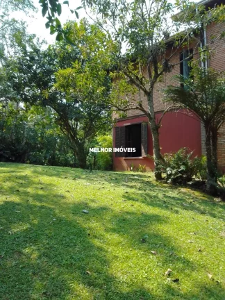 Imagem Casa á venda na Praia do Estaleiro em Balneário Camboriú