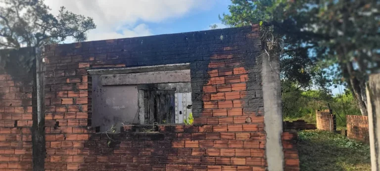 Imagem Chácara para Venda em Itanhaém, Gaivota (Interior), 2 dormitórios, 2 banheiros, 10 vagas