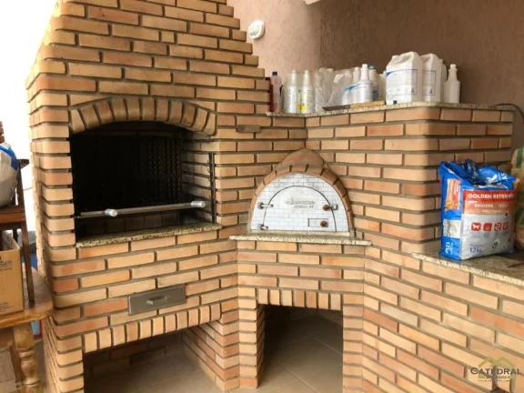 Imagem Casa à venda em Condomínio no Bairro do Caxambu em Jundiaí