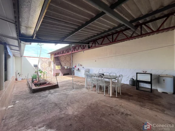Imagem Casa à Venda no Jardim Esperança em Patos de Minas – 2 Quartos e 148m² de Conforto