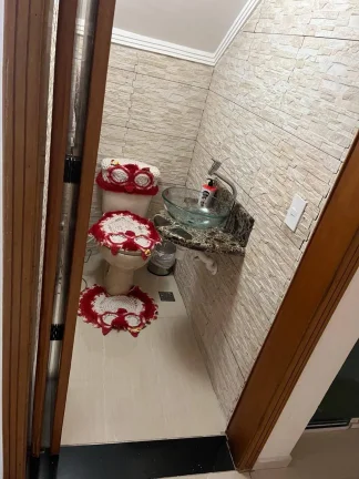 Imagem Sobrado 3 Suites 210 m² 3 Dormitorios sendo 3 Suites 2 vagas de Garagens