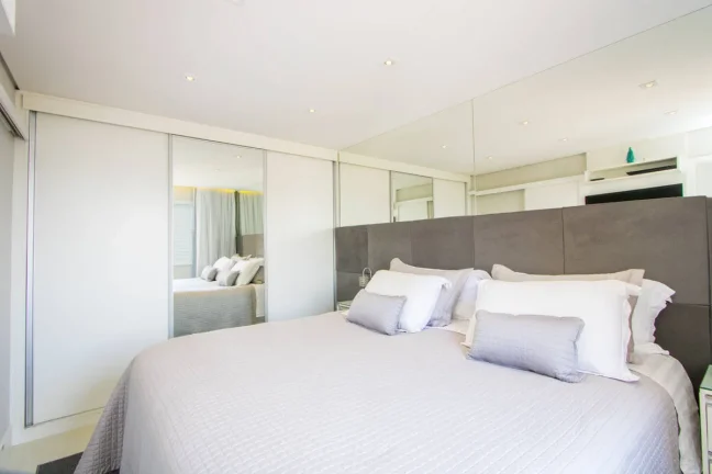 Imagem Apartamento 80 m² 3 Dormitórios sendo 1 Suite e 2 Vagas de Garagens.