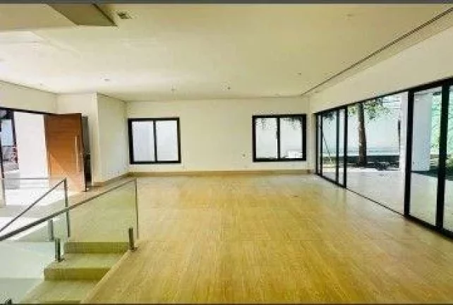 Imagem Casa de condomínio com 650 m², 4 quartos sendo 4 suítes à venda no bairro Alto da Boa Vista.
