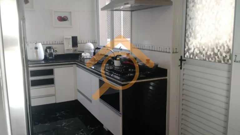 Imagem Apartamento de luxo à venda em São Paulo-SP, 3 quartos, 3 suítes, 2 salas, 5 banheiros, 2 vagas de garagem, 136m², no Condomínio Magic Resort.
