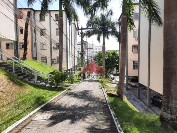 Imagem Apartamento com 3 dormitórios à venda, 64 m² por R$ 200.000,00 - Barreto - Niterói/RJ