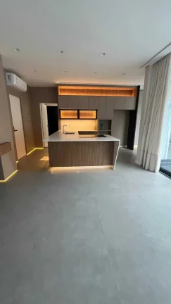 Imagem Casa Alto Padrão com 2 suítes e 2 vagas de garagem - Vila Nova | Joinville/SC