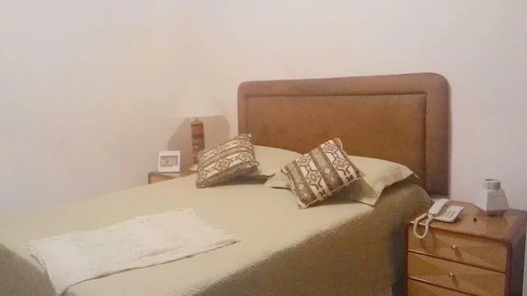 Imagem Praia de Pitangueiras, Alto Padrão, 2 Quadras da Praia, 2 Garagens, Local Nobre,130 Metros de Área Útil, Fino Acabamento!!!