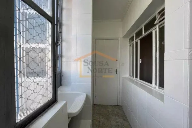 Imagem Apartamento 67m², 2 dormitórios, banheiro, sala ampla e iluminada, cozinha arejada com boa ventila...