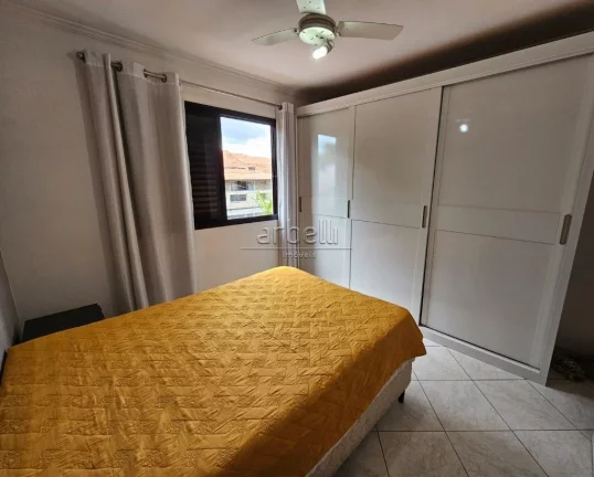 Imagem Casa em condomínio com 85 M², com 2 quartos sendo 1 suíte, copa cozinha com balcão tipo american...