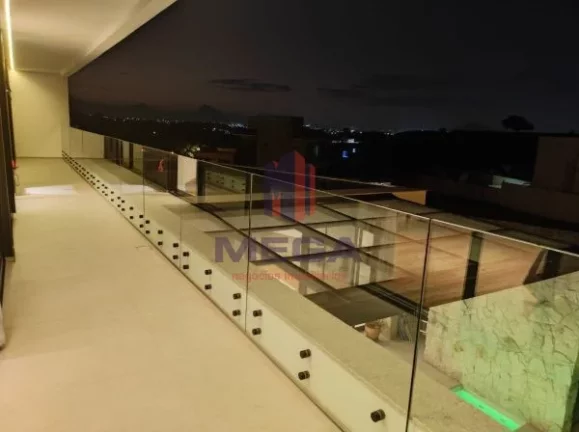 Imagem Mega vende uma magnifica casa duplex no condomínio de luxo Riviera Park