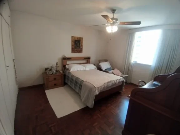 Imagem Espaçoso Apartamento Jardim Paulista - 179M², 3 Dorms, 1 Suíte, Sala para 2 Ambientes, 2 Vagas, Armários.