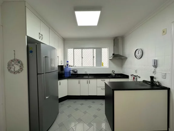 Imagem Apartamento mobiliado vista mar com 3 dormitórios sendo 2 suítes e 2 vagas, na Barra Sul-BC
