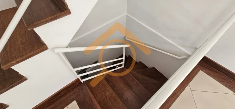 Imagem Casa de luxo no Condomínio Flora Park: 2 quartos, 2 suítes, 2 salas, 2 vagas na cidade de São Paulo, Jardim Marajoara - 160m².