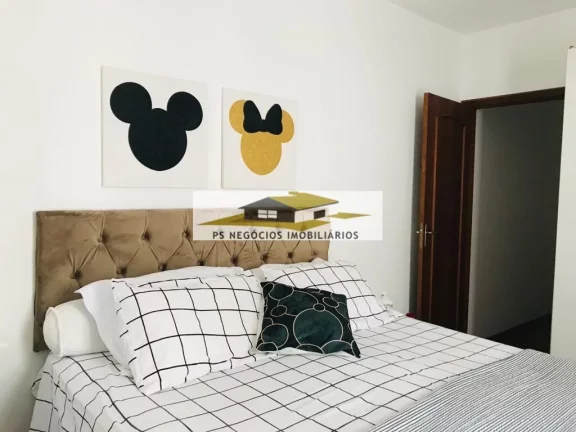 Imagem Sobrado Triplex no Cambuci a venda