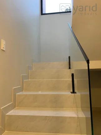 Imagem Imperdível! Casa de luxo em condomínio na Bella Vittà em Jundiaí-SP: 4 quartos, 4 suítes, 3 salas, 1 banheiro, 4 vagas, 242m².