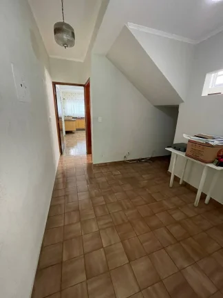 Imagem Sobrado com 174 m² 3 Dormitorios sendo 1 Suite 2 Vagas