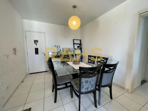 Imagem Cobertura Semi-mobiliada à venda com 1 suíte e 2 quartos, 2 vagas individuais de garagem no melhor...