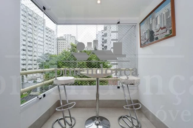 Imagem Apartamento na Rua Bahia com 230m², 4 quartos ( 2 sui­tes) e 4 vagas + depi³sito.