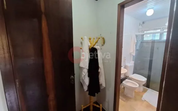 Imagem Casa duplex independente, 5 quartos, Palmeiras - Cabo Frio