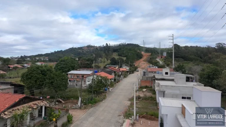 Imagem Terreno à Venda em Capivari de Baixo SC  250m²
