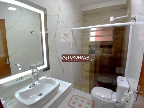 Imagem Linda Casa com Salão Comercial à Venda – Jardim Palmira, Guarulhos ?? 302 m² de área construída | 191 m² de terreno