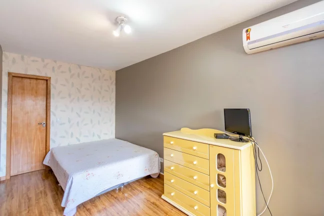 Imagem Sobrado 03 quartos no Campina do Siqueira