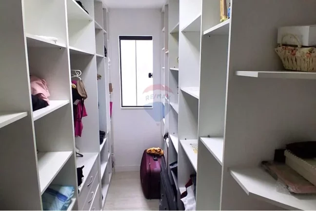 Imagem "Casa Moderna com Suítes em Alphaville, Inoã"