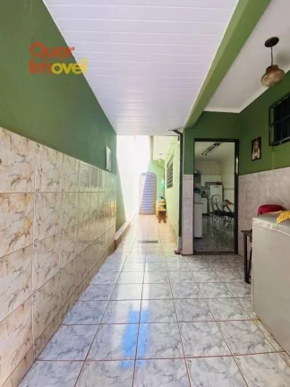 Imagem Casa à venda em Ribeirão Preto-SP, Vila Virgínia: 3 quartos, 1 sala, 2 banheiros, 3 vagas de garagem, 135 m². Conheça com a Quer Imóvel!