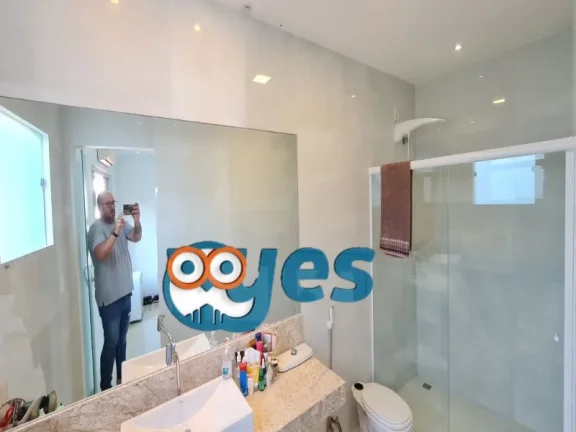 Imagem Casa Triplex em Lauro de Freitas