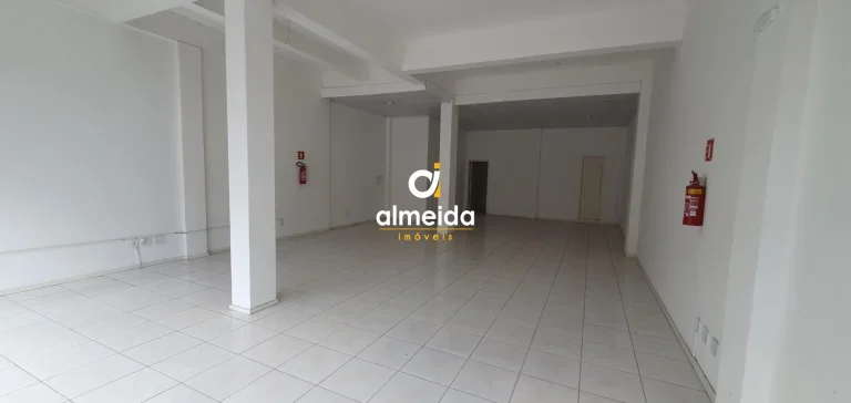 Imagem Sala térrea para locação central ao lado do Registro de Imóveis