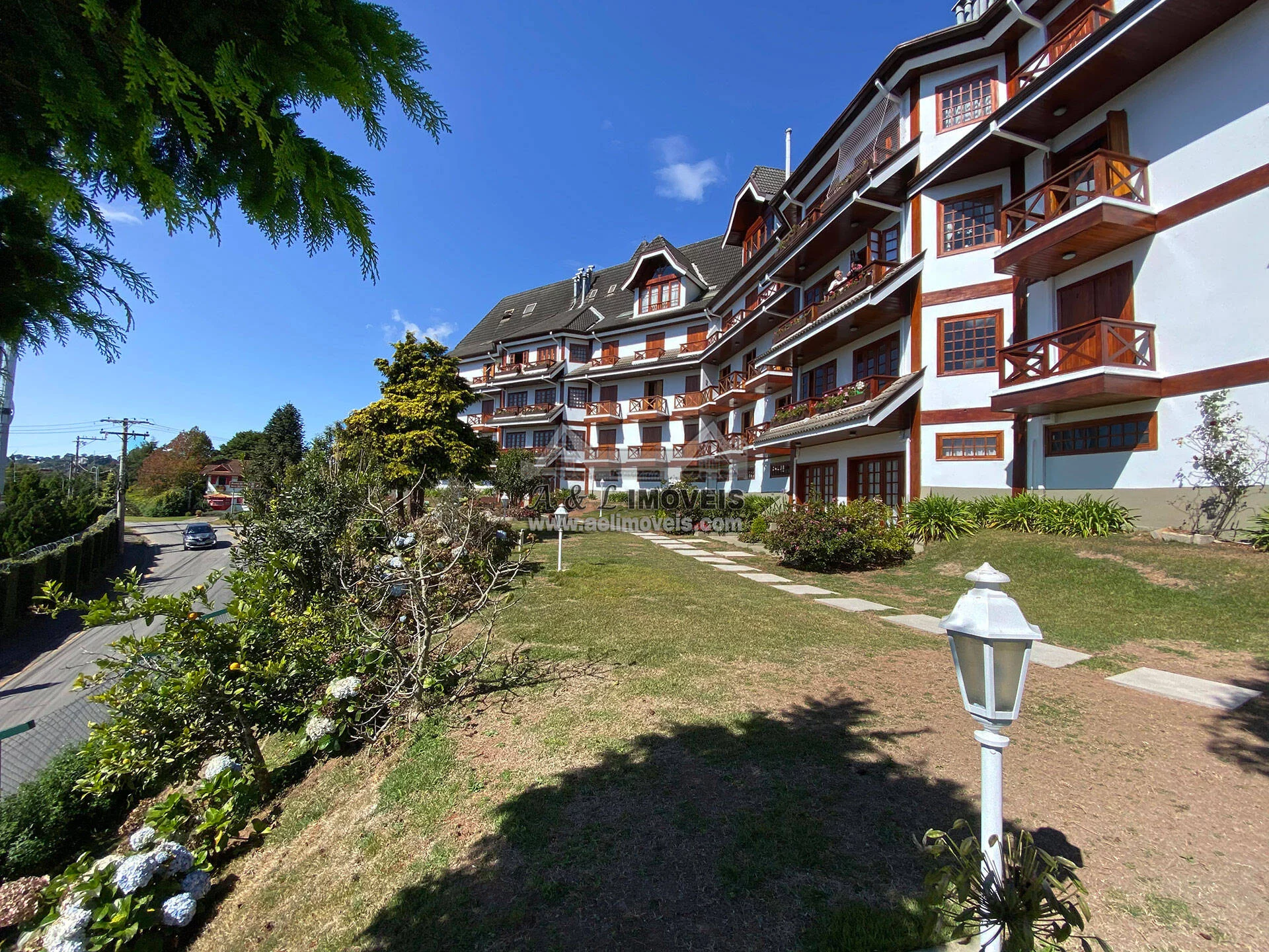 Imagem Apartamento à venda em Campos do Jordão - Com vista panorâmica