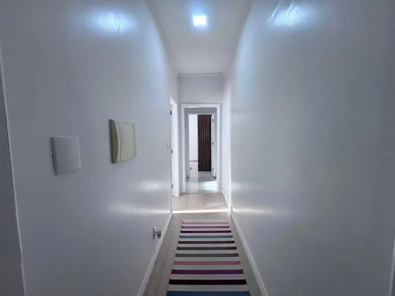 Imagem Casa com 3 dormitórios sendo 1 suíte e vaga coberta para 2 carros em Itajaí
