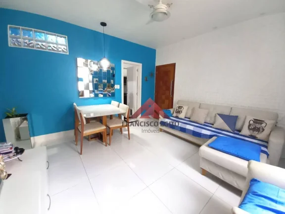 Imagem Apartamento com sala 02 quartos em excelente localização em icarai,proximo a todo comercio da região,condução na porta,rua tranquila