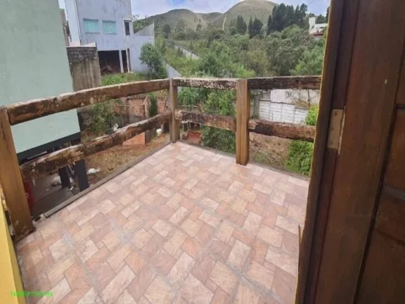 Imagem Linda casa, construção ecológica, com aquecimento solar.
Construção com menos de 10 anos.
área...