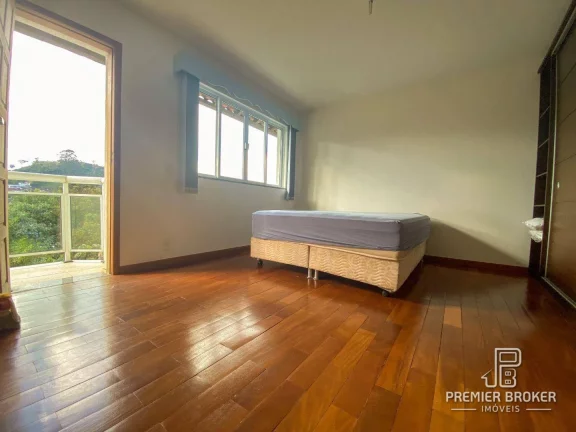 Imagem Casa à venda, 160 m² por R$ 775.000,00 - Iucas - Teresópolis/RJ
