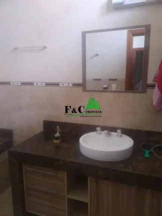 Imagem Casa para Venda em Limeira, Jardim Grêmio, 3 dormitórios, 1 suíte, 1 banheiro, 3 vagas