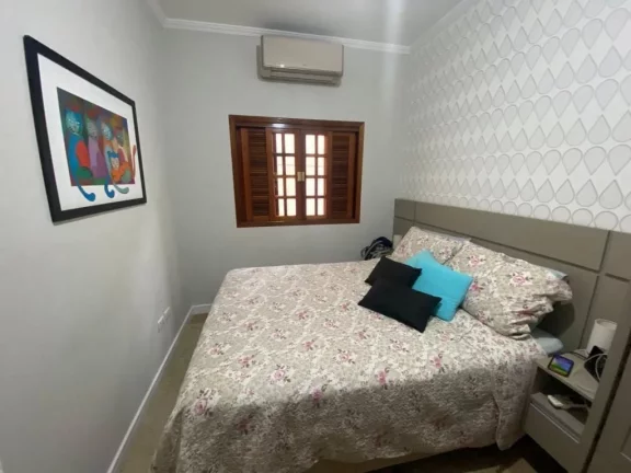 Imagem Belissíma Casa a Venda no Vila Branca