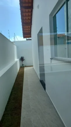 Imagem Casa para Venda em Itanhaém, Jamaica (Praia), 3 dormitórios, 2 suítes, 1 banheiro, 4 vagas