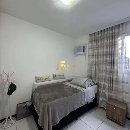 Imagem Desfrute da vida à beira-mar neste encantador apartamento de 02 quartos, localizado na esquina do oceano.