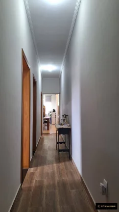 Imagem Linda Casa com Piscina em Bairro Vista Alegre em Bragança Paulista