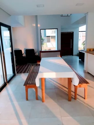 Imagem Maravilhosa casa a venda no condomínio Riviera de Santa Cristina XIII - Setor Iate