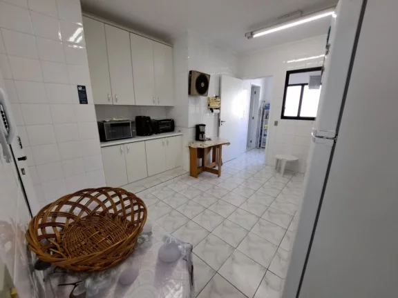 Imagem APARTAMENTO COM 3 DORMITÓRIOS, SENDO 1 SUÍTE, 3º OPCIONAL, NA PRAIA DE PITANGUEIRAS.