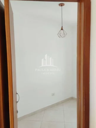 Imagem Vendo Cobertura, SÓ 270 Mil, 91m², 2 Dormitórios, Baixo Condomínio R$70,00, 1 Vaga na Vila Amábile Pezzolo, Santo André