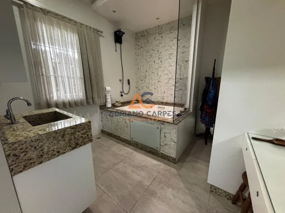 Imagem Casa geminada de 3 dormitórios, sendo 1 suíte master, com escritório e 2 vagas de garagem, localizado no bairro Gravatá - Adriano Carpes Imóveis vende